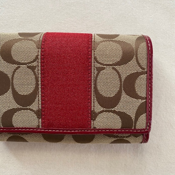 Coach Signature Bifold Wallet - Beige & Red - Picture 2 of 11